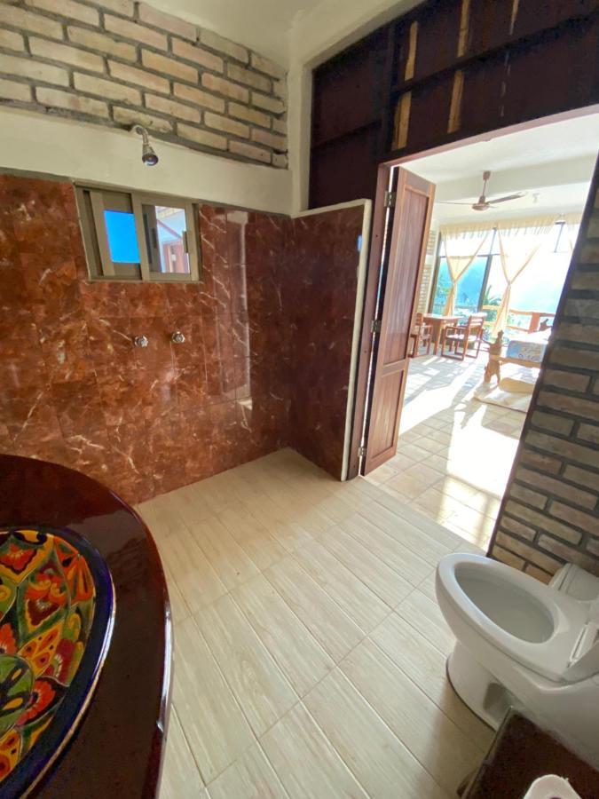 ホテル Casa Gundi Y Tomas Puerto Ángel エクステリア 写真