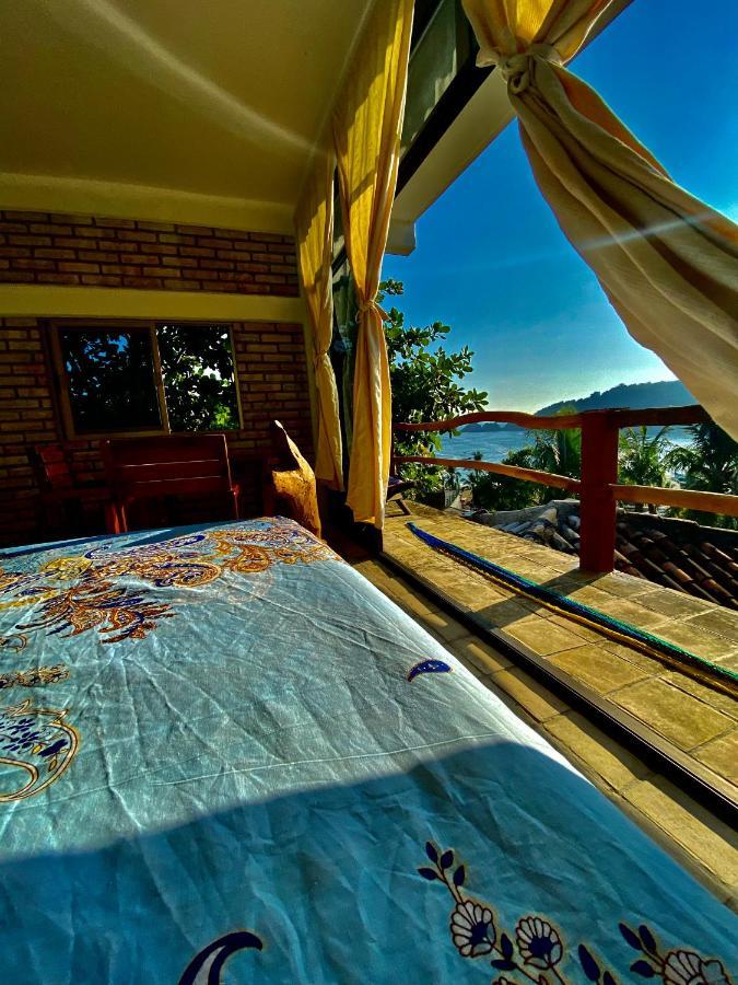 ホテル Casa Gundi Y Tomas Puerto Ángel エクステリア 写真