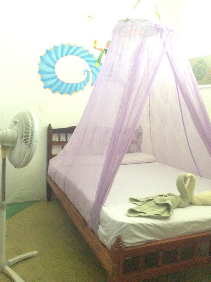 ホテル Casa Gundi Y Tomas Puerto Ángel エクステリア 写真