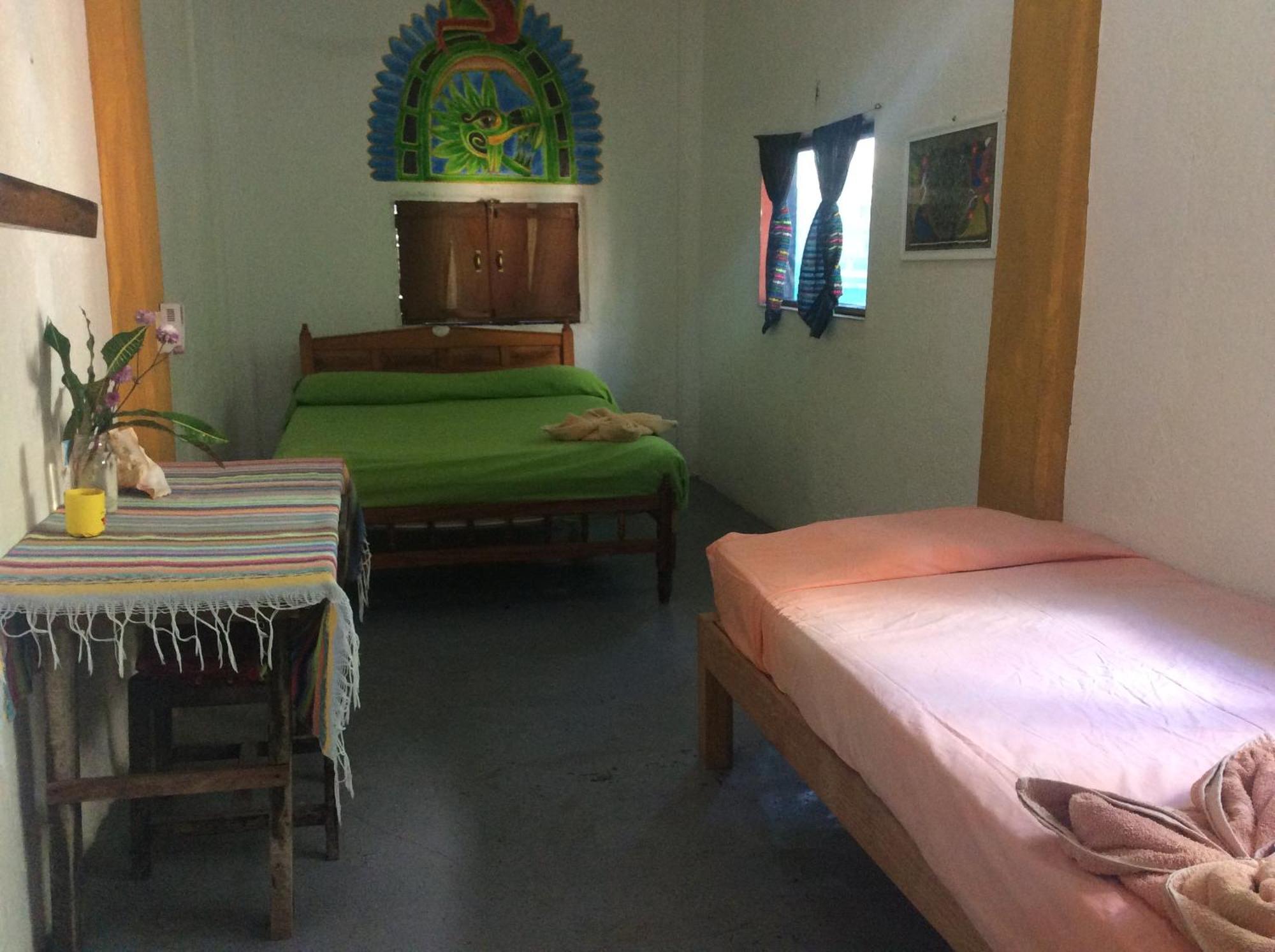 ホテル Casa Gundi Y Tomas Puerto Ángel エクステリア 写真