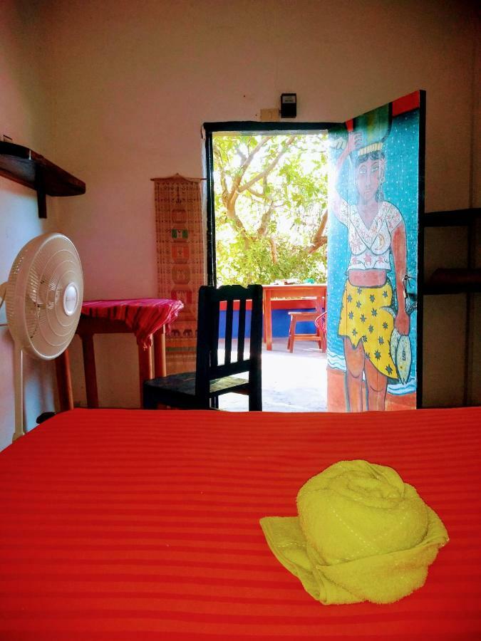 ホテル Casa Gundi Y Tomas Puerto Ángel エクステリア 写真