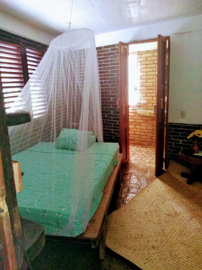 ホテル Casa Gundi Y Tomas Puerto Ángel エクステリア 写真